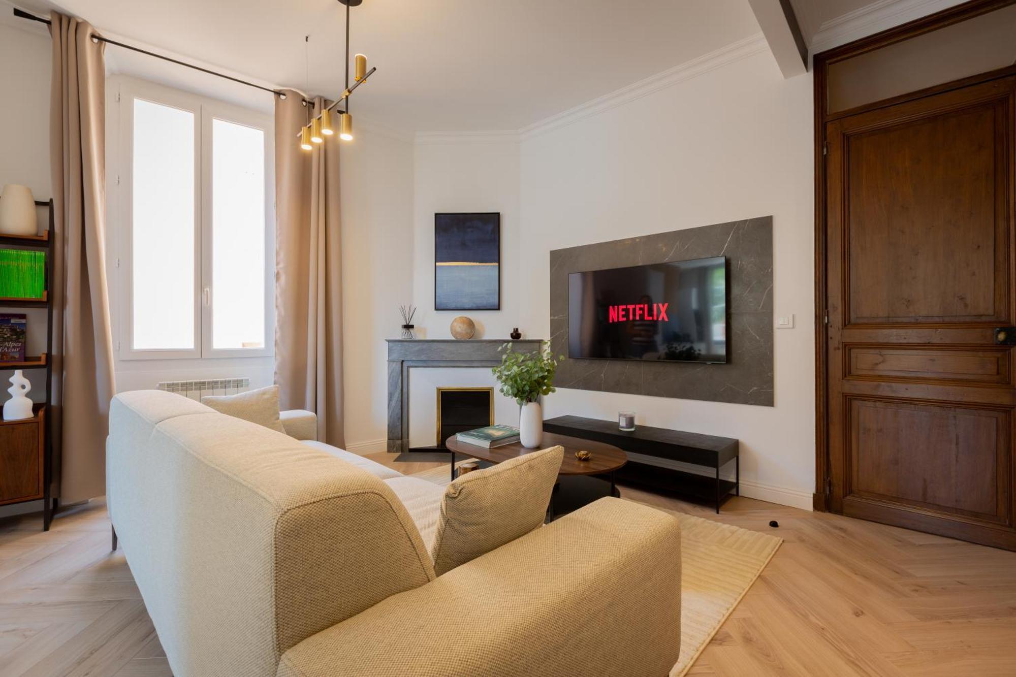L'oranger T4 Elegant And Bright Prime Location Grasse